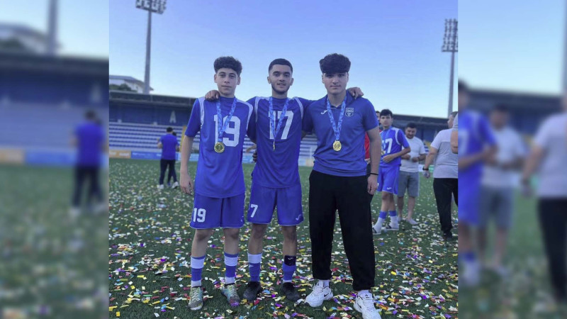 Xaçmaz futbolunun yetirmələri mövsümü qızılla bitiriblər