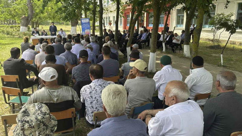 Xaçmaz rayon icra başçısı İstisu qəsəbəsində olub