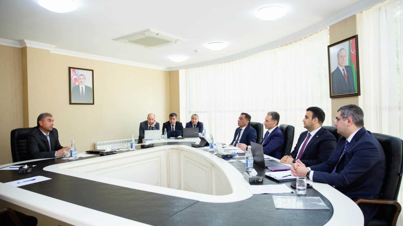 Şimal: Rəqəmsal inkişaf və nəqliyyat naziri vətəndaşları qəbul edib