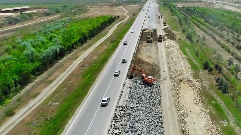 Oğurlanan avtomobil Bakı-Quba yolunda tapılıb