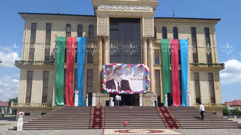 Qubada bu günkü konsertə hazırlıq gedir