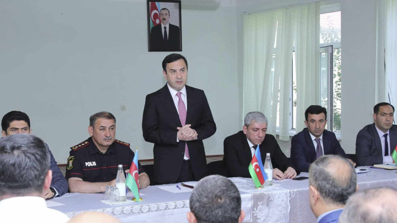 İsmayıllı: icra başçısı vətəndaşları qəbul edib