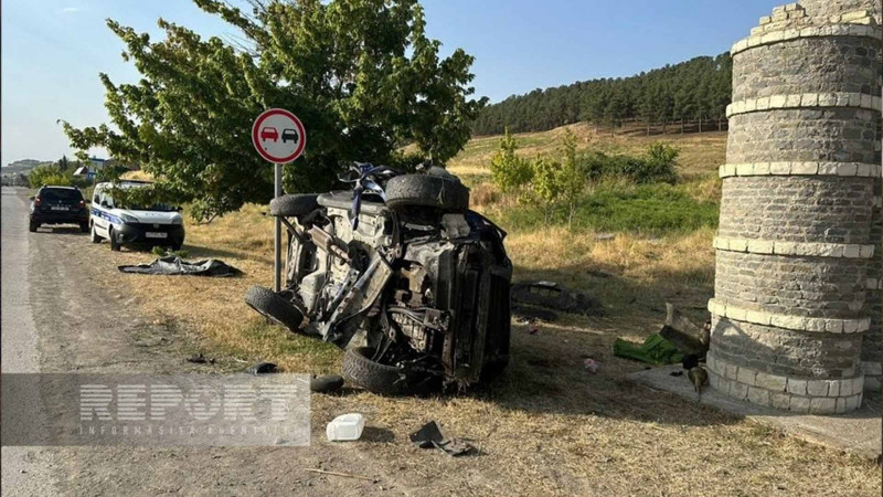 Bakı-Quba avtomobil yolunda qəza: 3 nəfər ölüb və 2 nəfər yaralanıb