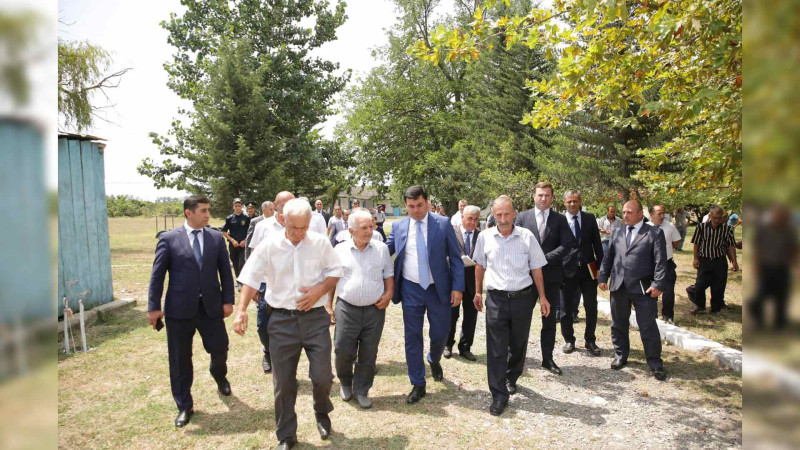 Xaçmaz RİH: Əhmədoba kəndində  səyyar qəbul keçirilib