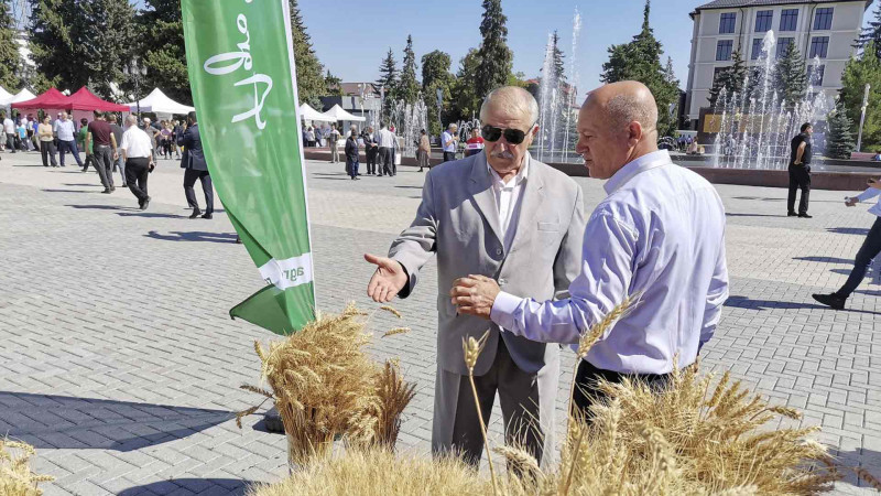 Qusar: toxum yarmarkasında çox sayda şirkət öz məhsullarını təqdim edib