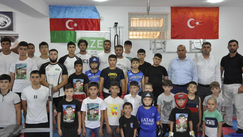 Xaçmaz: RGİİ rəisi kikboksçularla görüşüb