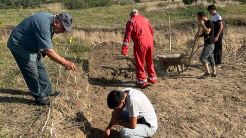 Qusarda qızılaxtaranlar tarixi abidəyə zərər yetiriblər