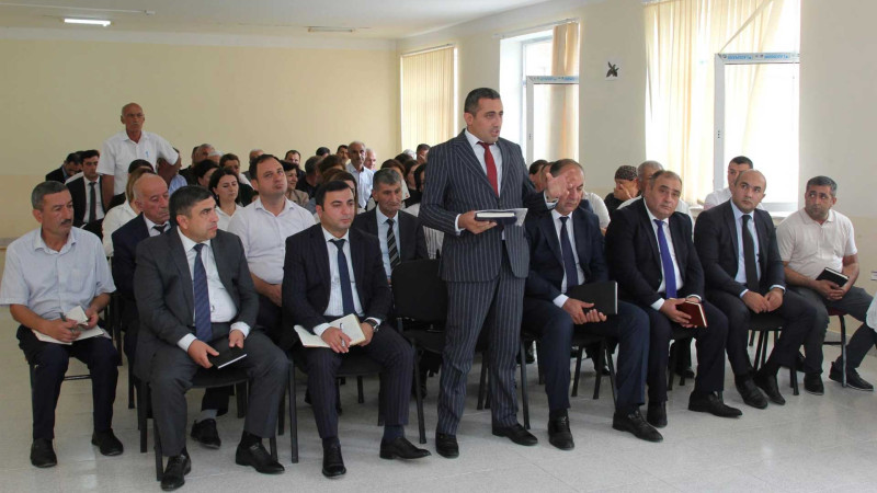 RİH: İsmayıllıda Nahid Bağırov sakinlərlə görüşüb