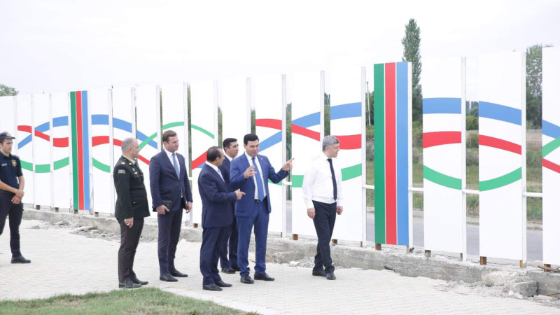 Xaçmaz: Bayraq meydanında abadlaşdırma işləri görülür