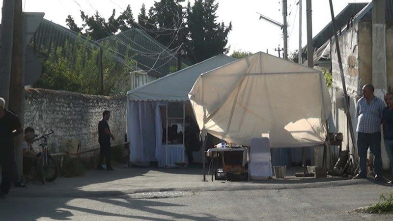 Qubada qaçırılan gənc qadının dəfni baş tutub