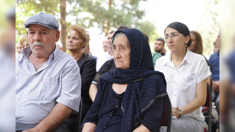 RİH: Xaçmazda icra başçısı vətəndaşları dinləyib