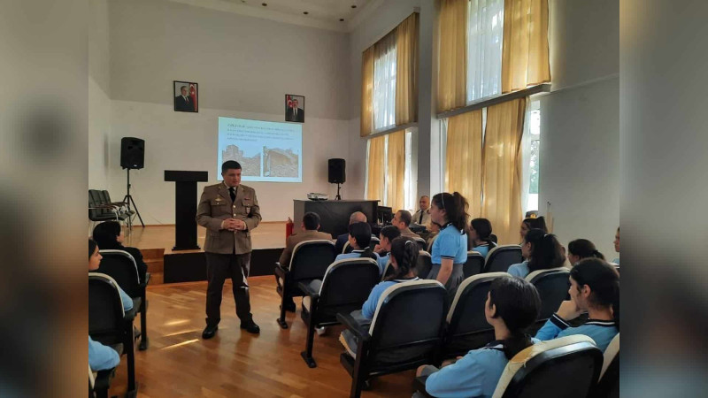 FHN: Qubada məktəblilər üçün təlim keçirilib