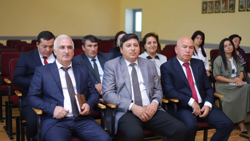 Qubada məktəblilərin təhsili barədə müzakirələr baş tutub