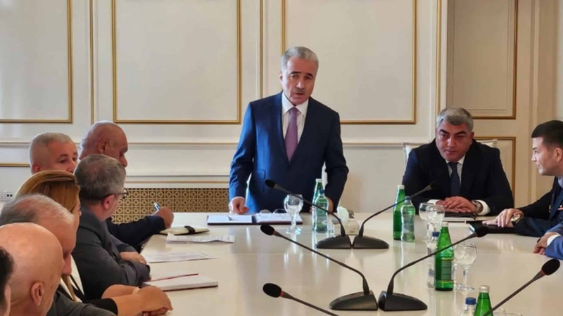Quba RİH: yeni icra başçısı kollektivə təqdim olunub