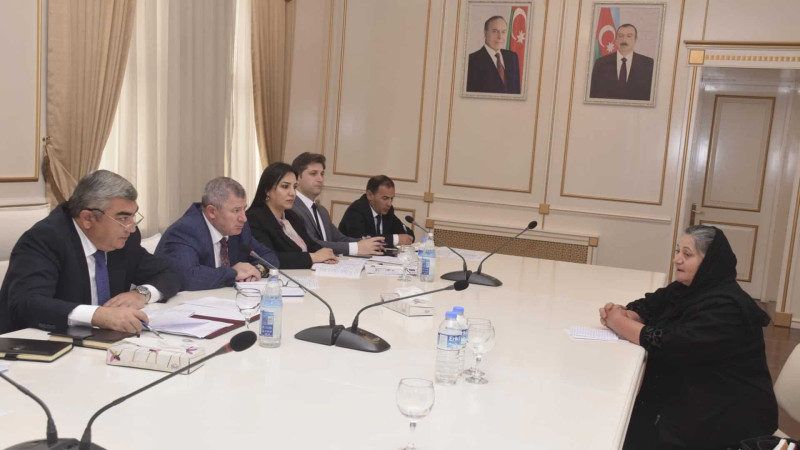 Quba: İlqar Mahmudov sakinləri narahat edən məsələləri dinləyib