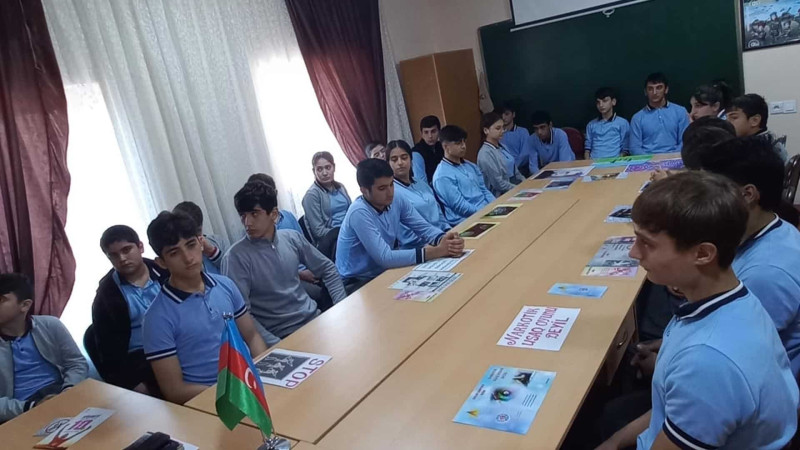 Quba: polis əməkdaşları məktəblilərə narkomaniyanın fəsadlarından danışıblar