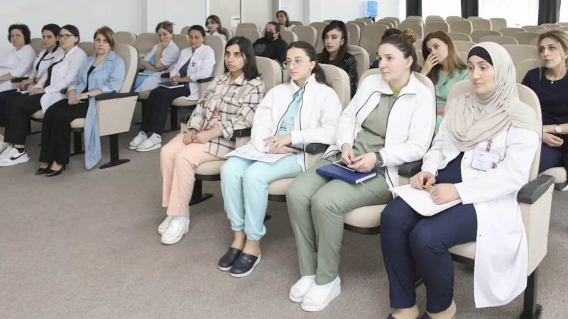 Qubada tibb işçiləri üçün maarifləndirici tədbir keçirilib