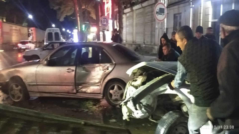 Xaçmaz-Quba yolu: “Mercedes” “VAZ”la toqquşub