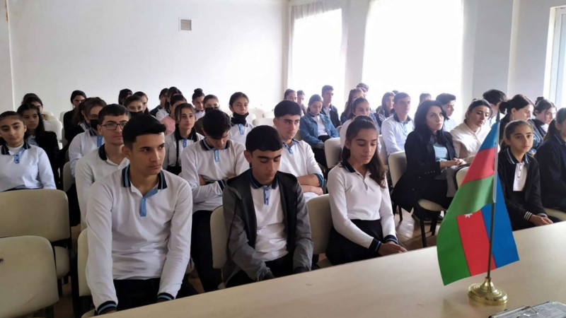 Quba: FHN-in əməkdaşları təbii və texnogen xarakterli fövqəladə hadisələrdən danışıblar