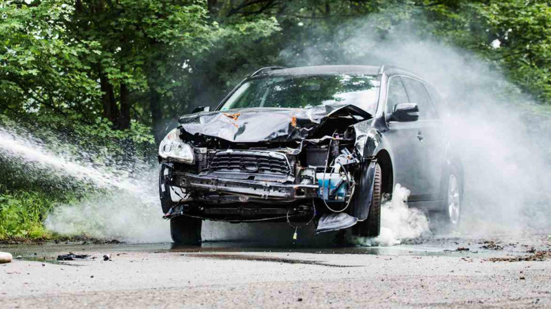 İsmayıllıda avtomobil yanıb