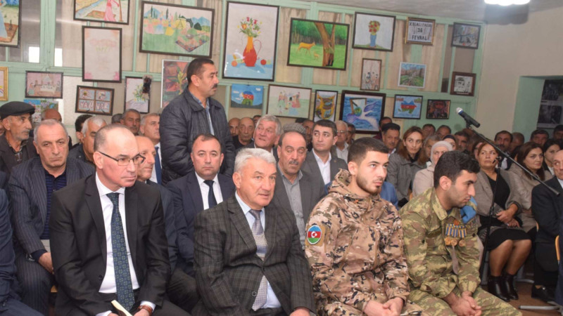 Quba: İlqar Mahmudov vətəndaşların səyyar qəbulunu keçirib
