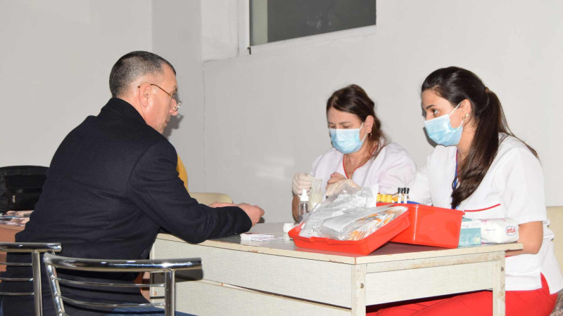 Xaçmaz: QİÇS ilə Mübarizə Günü ilə əlaqədar erkən müayinə aksiyası keçirilib