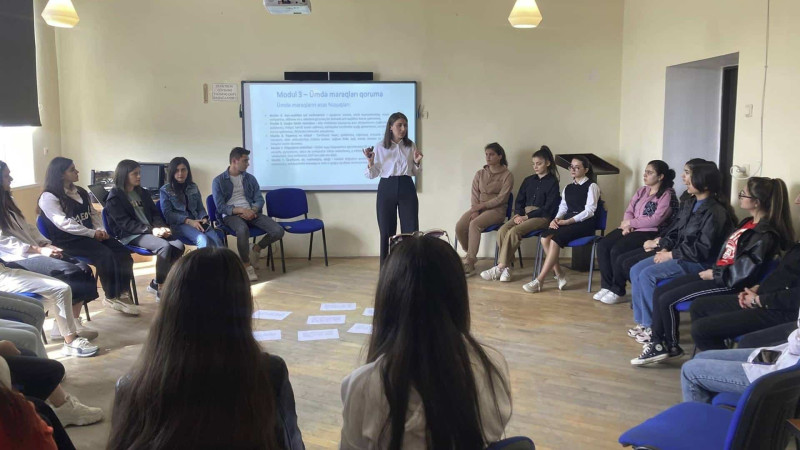Quba: ADPU-nun tələbələri uşaq hüquqları ilə bağlı məlumatlandırılıblar