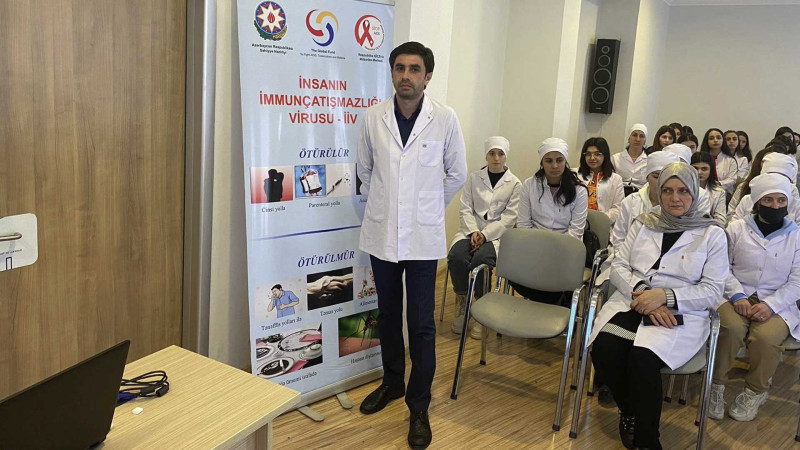 Quba: tələbələr və müəllimlər İİV-nin törətdiyi fəsadlar haqda məlumatlandırılıblar