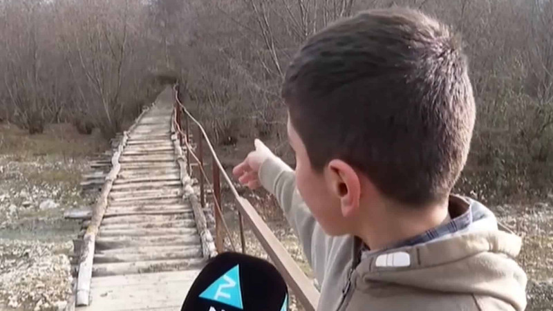 Qubanın dağ kəndində uşaqlar təhlükə ilə üzləşirlər