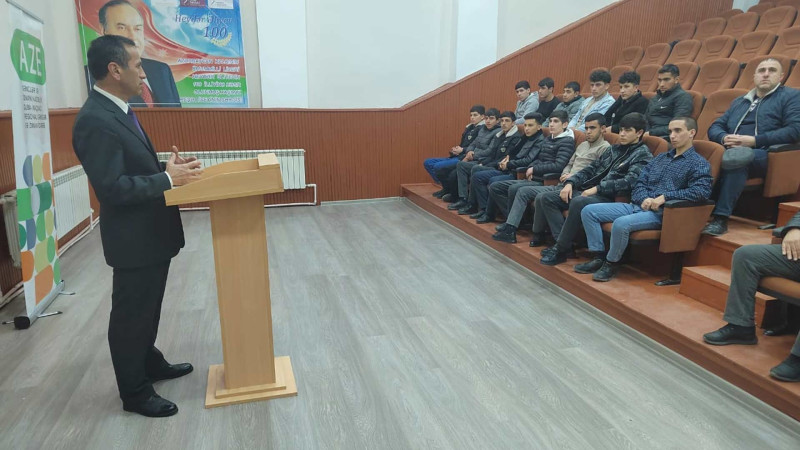 Xaçmaz: şagirdlərlə iqlim dəyişmələri barədə müzakirələr aparılıb