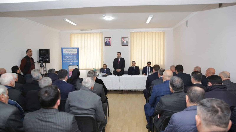 Xaçmaz: Müzəffərobada icra başçısı vətəndaşlarla görüşüb