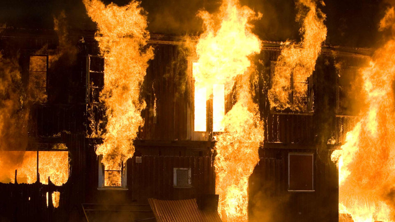 FHN: Xaçmaz şəhərində mənzil yanıb