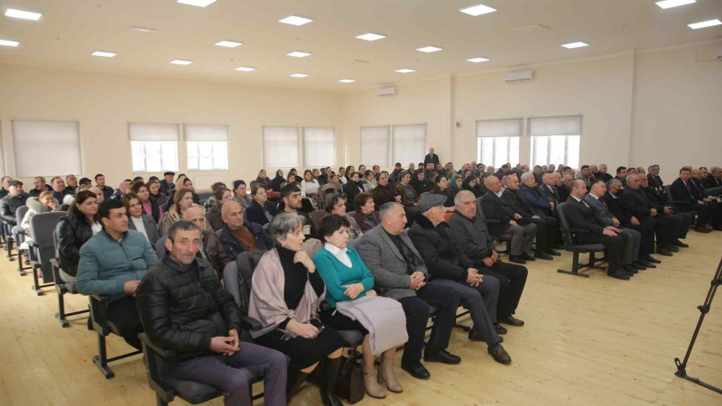 Xaçmaz: icra başçısı Qusarçay kəndində sakinlərlə görüşü