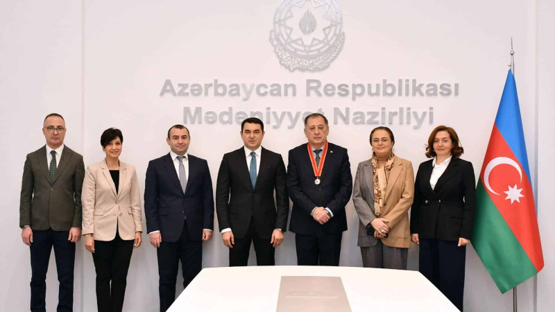 İsmayıllı: şair Baba Vəziroğluna “Şərəf” ordeni təqdim olunub