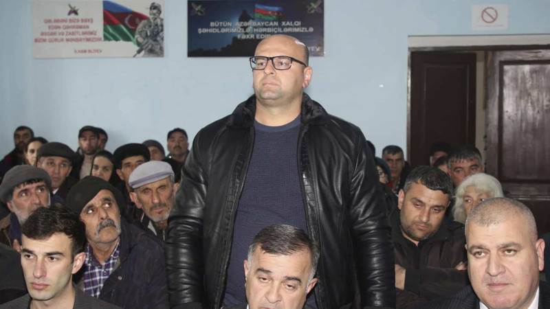 İsmayıllı sakinləri səyyar qəbulda olublar