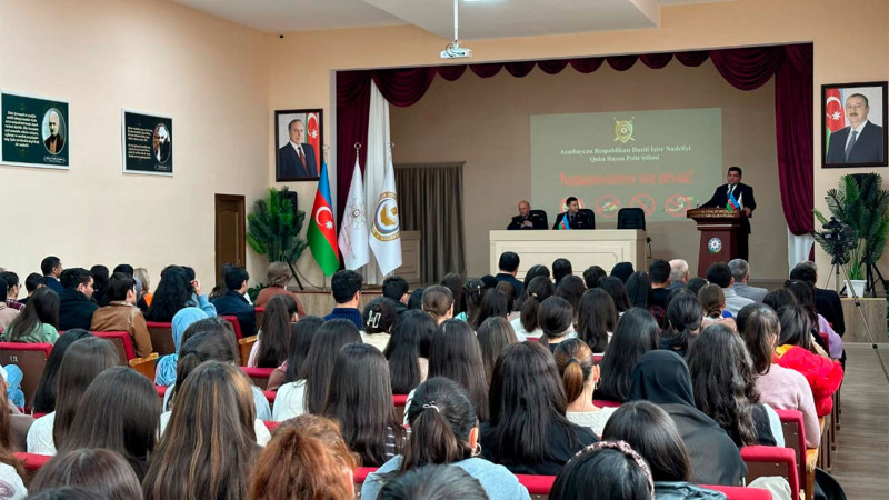 Polis Qubada universitet tələbələri ilə görüşüb
