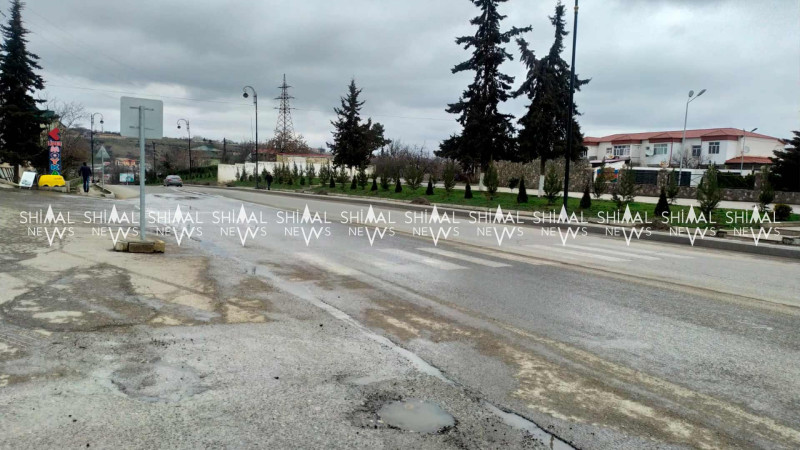 Quba: 1 həftədir ki, içməli su küçə ilə axır