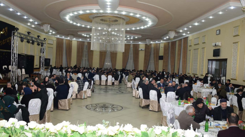Deputat Vahid Əhmədov Qubada iftar süfrəsi açıb