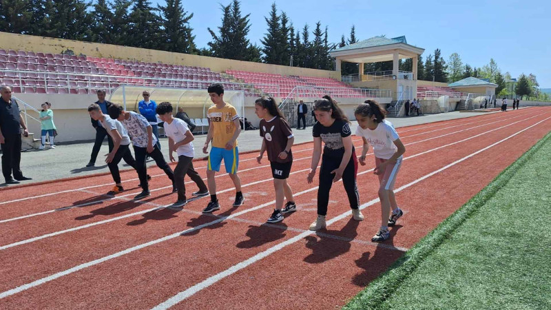 İsmayıllı: Atletlər rayon birinciliyində güclərini sınayıblar