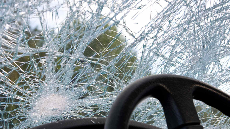 Xaçmaz: Avtomobil qəzasında xəsarət alan olub