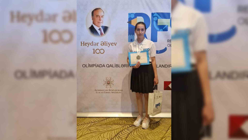 Qubalı qız buraxılış imtahanında ən yüksək bal toplayıb