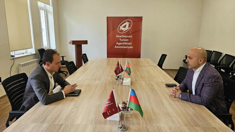 Qırmızı Qəsəbəsinin turizm marşrutu kimi təbliği müzakirə edilib