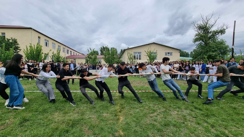 İsmayıllıda “Kəndirdartma” yarışı keçirilib