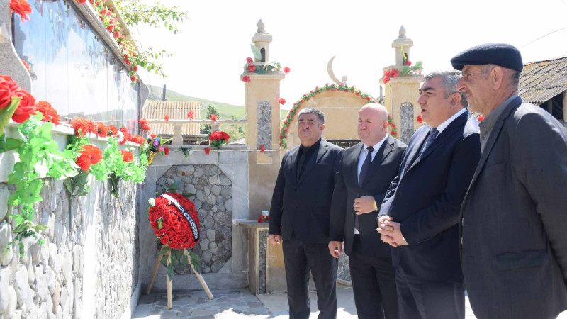 Quba: Yerfi kənd sakinləri icra başçısı ilə görüşüblər