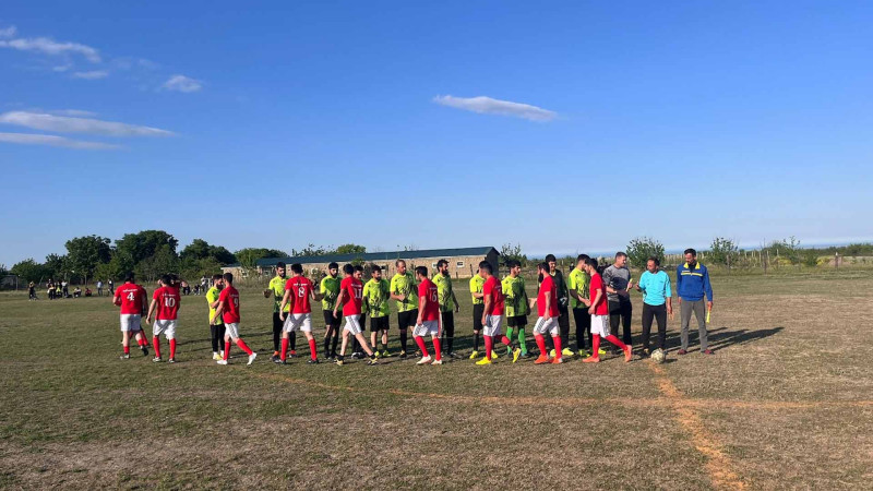 Futbol: Bələdiyyə komandaları meydana çıxıb
