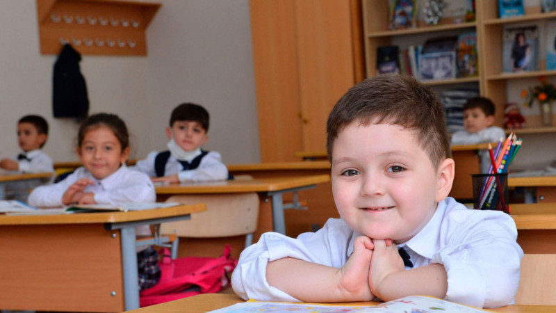 Bu gün 1-ci siniflərə sənəd qəbulu başlayır