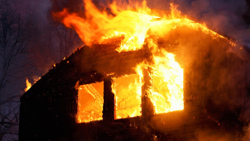 İsmayıllıda ev yanıb