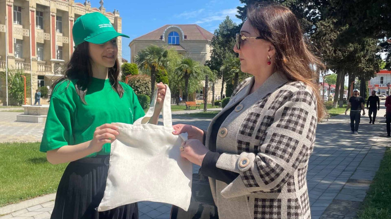 Şimal: Ekologiyanın qorunması məqsədi ilə şagirdlər ekoaksiya keçiriblər