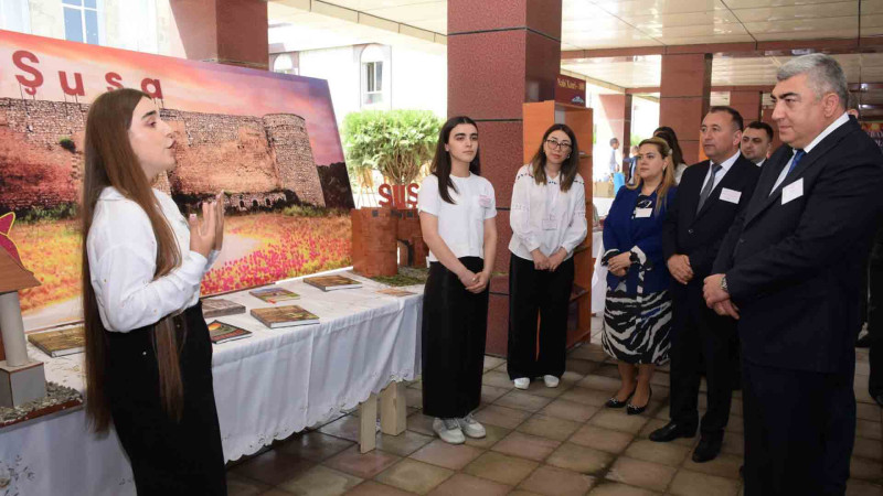 Xaçmaz: Dərzi qadın əl işlərini təqdim edib