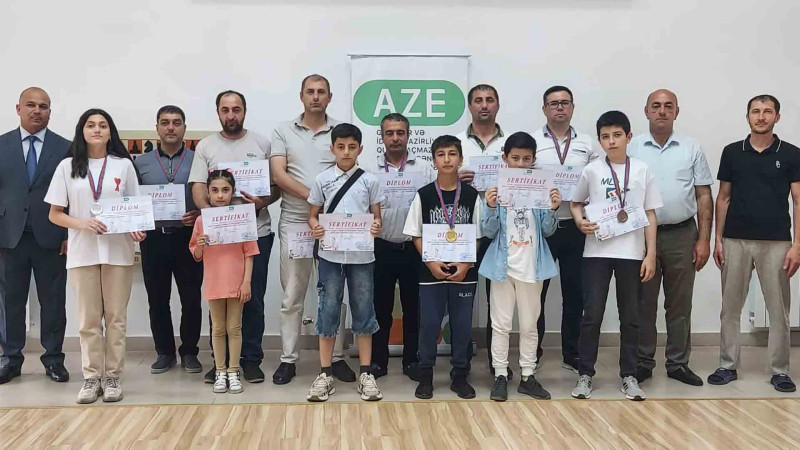 Qusarda atalar və uşaqlar arasında şahmat turniri keçirilib